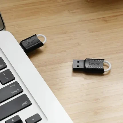 Clé USB LEXAR JumpDrive V40 32GB USB 2.0 (LJDV40-32GAB) - Prix Maroc - Linksolutions