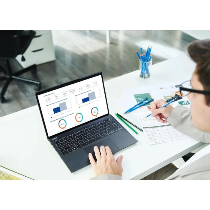 ordinateur portable msi prestige 13 ai+ ultra 7 355h 13.3" fhd (9s7 13q425 003)